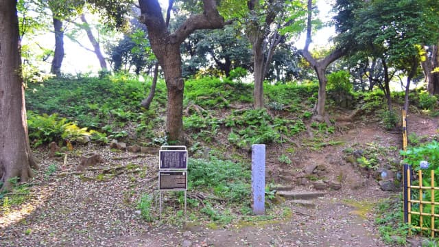 東京都港区の芝丸山古墳