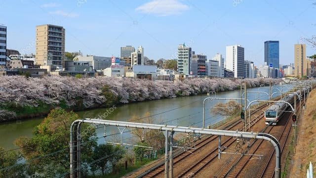 東京都新宿区の江戸城外堀跡