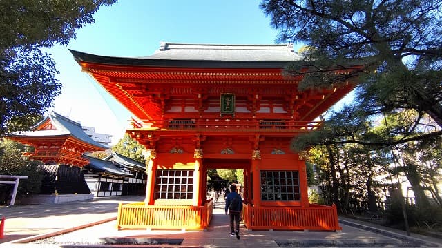 東京都新宿区の穴八幡宮