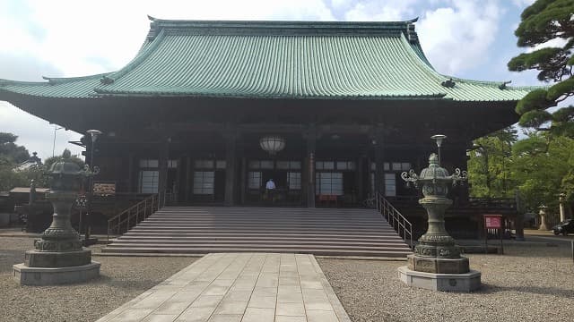 東京都文京区の旅行で訪れた観光名所、護国寺＿観音堂