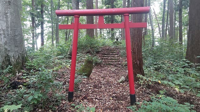 新潟県南魚沼市の旅行で訪れた観光名所、蟻子山古墳群