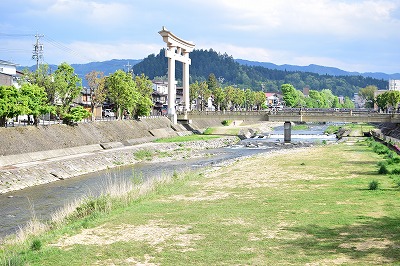 岐阜県高山市の旅行で訪れた観光名所、飛騨高山の古い町並み