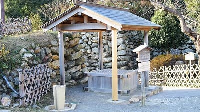 静岡県浜松市の旅行で訪れた観光名所、浜松城井戸