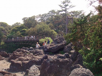 静岡県伊東市の旅行で訪れた観光名所、城ヶ崎海岸