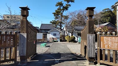 静岡県磐田市の旅行で訪れた観光名所、旧見付学校入口