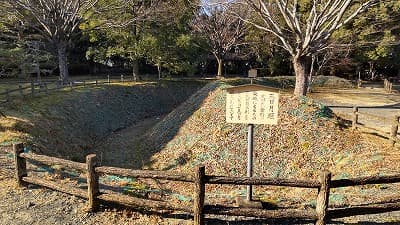 静岡県伊豆市の旅行で訪れた観光名所、能満寺山公園（小山城）三日月堀