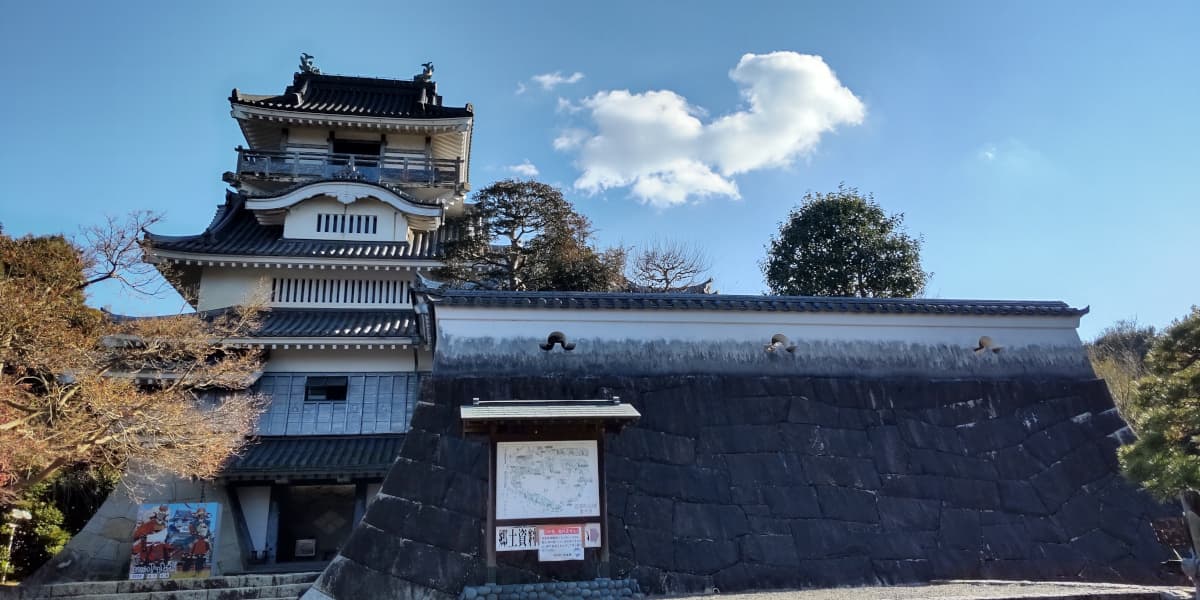 静岡県榛原郡の旅行で訪れた観光名所、能満寺山公園（小山城）