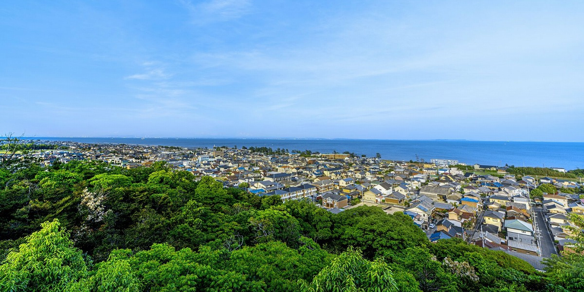 三重県鈴鹿市の旅行で訪れた観光名所、岸岡山緑地