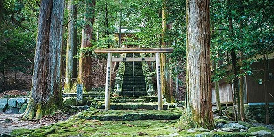 三重県松坂市の旅行で訪れた観光名所、蘭宇氣白神社