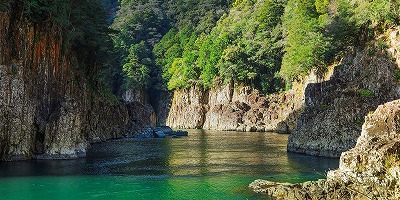 三重県熊野市の旅行で訪れた観光名所、瀞峡（瀞八丁）