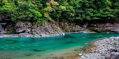 三重県北牟婁郡の旅行で訪れた観光名所、魚飛渓