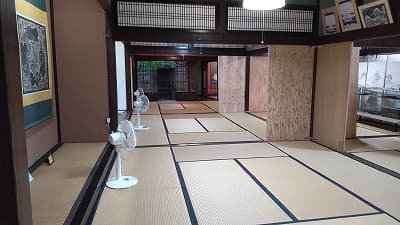 富山県富山市の旅行で訪れた観光名所、岩瀬町北前船廻船問屋群の森家の二階