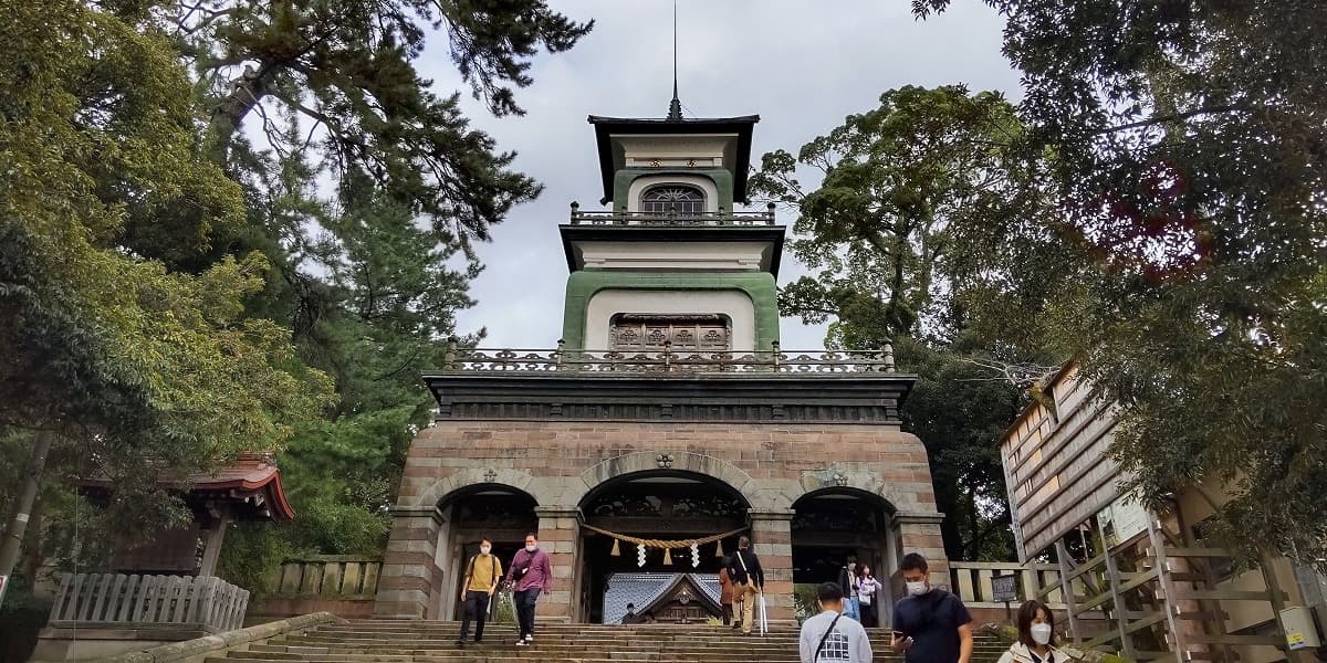 石川県金沢市の旅行で訪れた観光名所、尾山神社