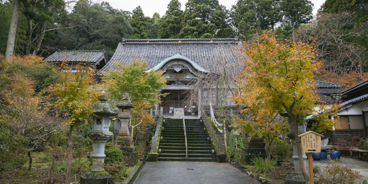 石川県七尾市の旅行で訪れた観光名所、青林寺