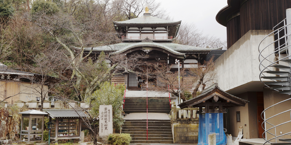 石川県加賀市の旅行で訪れた観光名所、愛染寺