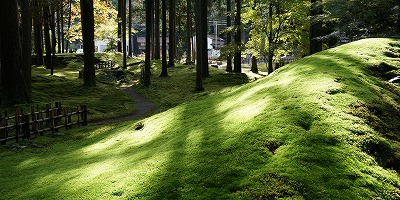 石川県小松市の旅行で訪れた観光名所、十二ヶ滝