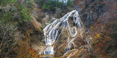 石川県白山市の旅行で訪れた観光名所、姥ケ滝