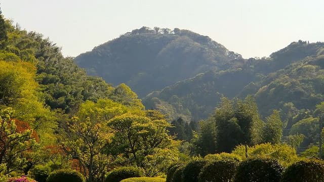 島根県大田市の旅行で訪れた観光名所、石見銀山山吹城城門