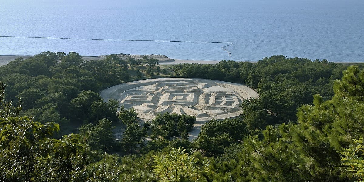 香川県観音寺市の旅行で訪れた観光名所、琴弾公園