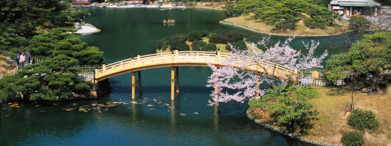 香川県の旅行で訪れた観光名所、浅草寺雷門