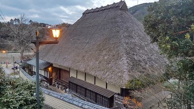 愛媛県大洲市の旅行で訪れた観光名所、臥龍山荘