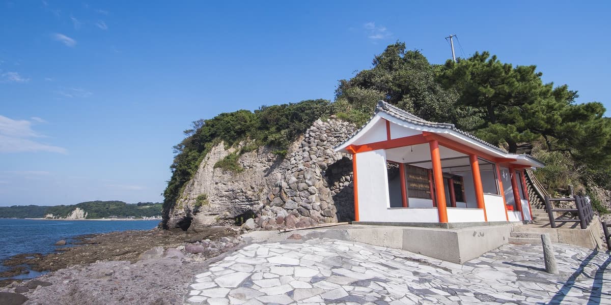 大分県豊後高田市の旅行で訪れた観光名所、粟嶋神社