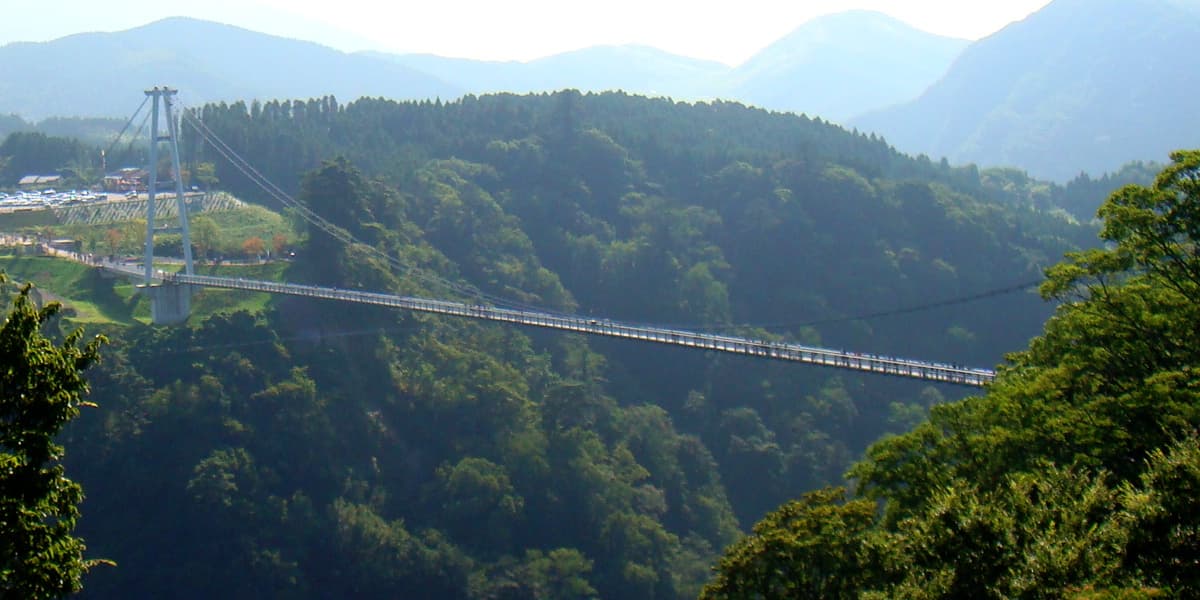 大分県玖珠郡の旅行で訪れた観光名所、九重”夢”大吊橋