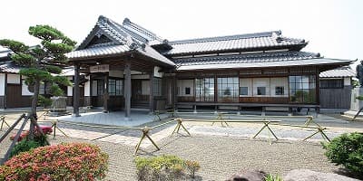 大分県杵築市の旅行で訪れた観光名所、一松邸