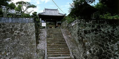 大分県杵築市の旅行で訪れた観光名所、宝陀寺