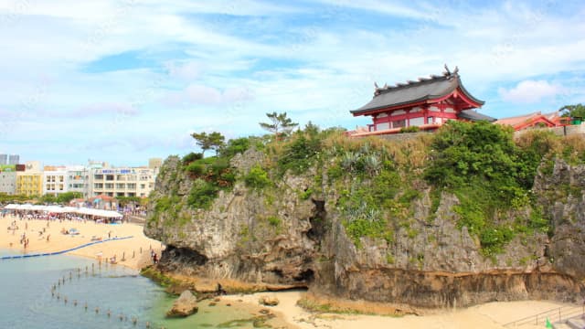 沖縄県那覇市の波上宮本殿