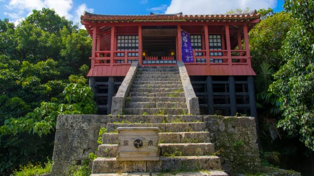 沖縄県那覇市の末吉宮