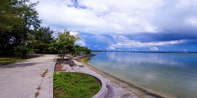 沖縄県宮古島市の旅行で訪れた観光名所、サニツ浜