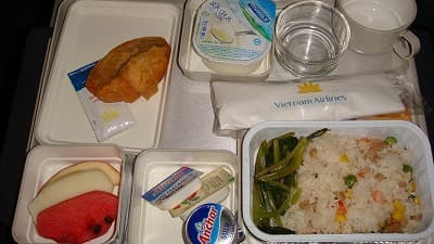 機内食：VIETNAM AIR フエ→ハノイ→成田