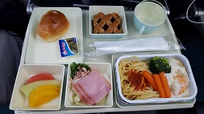 機内食：Vietnam Air 関西→ベトナム・ハノイ