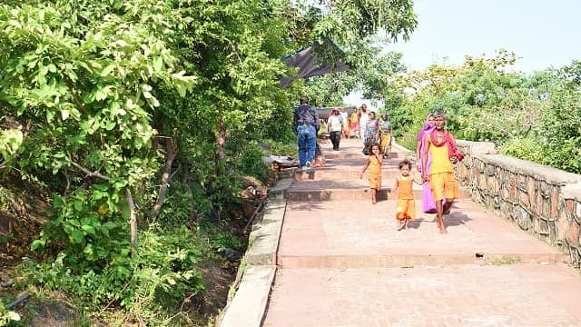 インド・ラージギルのビンビサーラ王の道