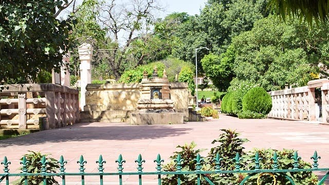 インド・ブッダガヤのマハーボディー寺院(大菩提寺)アトラグラハ・チャイティヤ