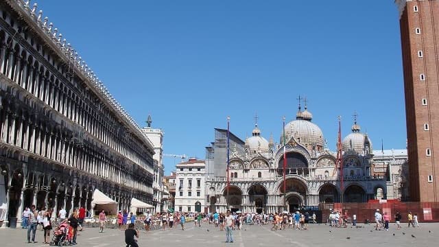 イタリア・ヴェネツィアのサンマルコ広場