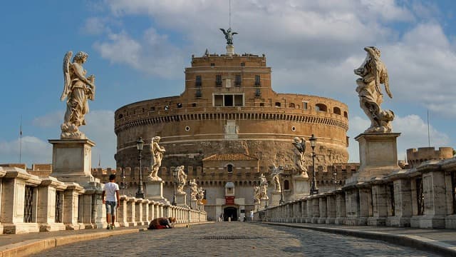 イタリア・ローマのハドリアヌス廟（サンタンジェロ城）