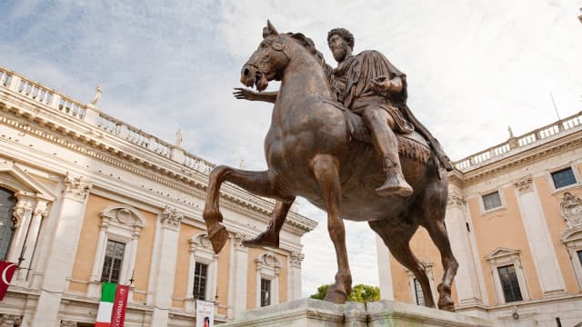 イタリア・ローマのカンピドーリオ広場＿マルクス・アウレリウスの騎馬像