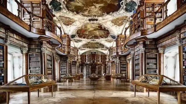 スイス・ザンクトガレン修道院図書館