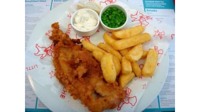 イギリス料理のフィッシュアンドチップス