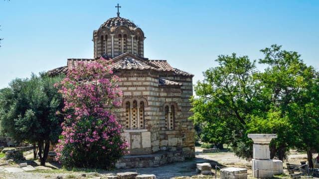 ギリシャ・アテネのアギイアポストリ教会