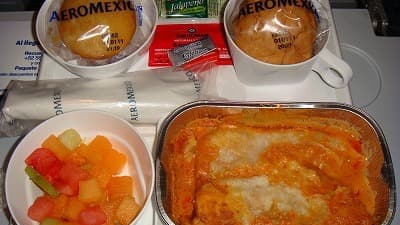 機内食：AERO MEXICO カンクン→ティファナ→成田