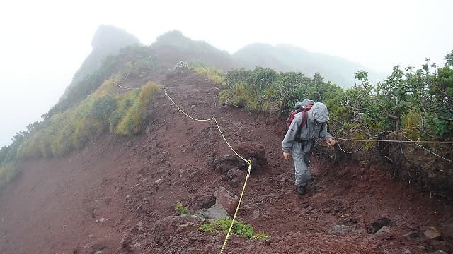 北海道利尻郡の利尻岳登山道