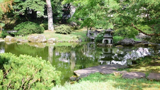 秋田県大館市の鳥潟会館(旧鳥潟家住宅)庭園
