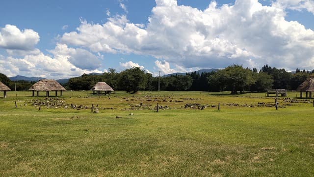 秋田県鹿角市の大湯環状列石