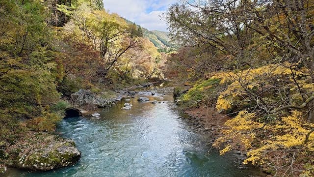 秋田県鹿角市の湯瀬渓谷