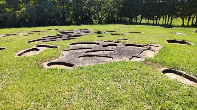 秋田県由利本荘市の湯出野遺跡