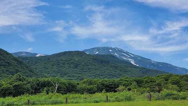 秋田県由利本荘市の鳥海山