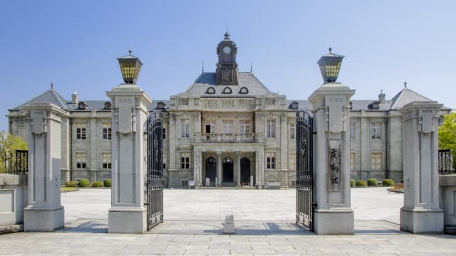 山形市の山形県旧県庁舎（文翔館）